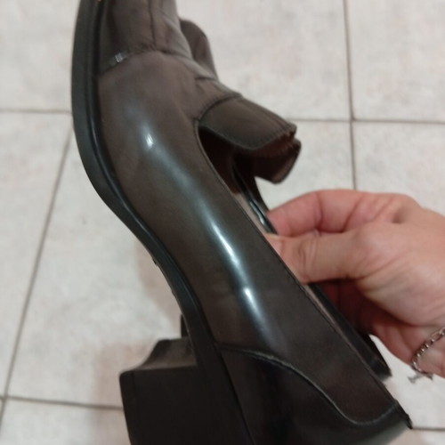Women's shoes size 37, like new