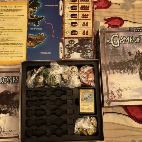 Game of Thrones 1st Edition Board Game used, complete