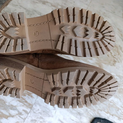 Migato women's ankle boots size 38 like new, brown suede