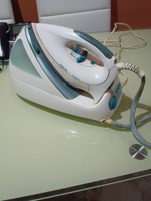 Tefal boiler steam iron used, needs maintenance