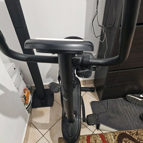 Exercise bike like new