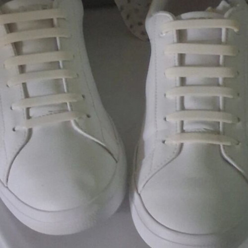Lacoste sneakers white, like new, size 39