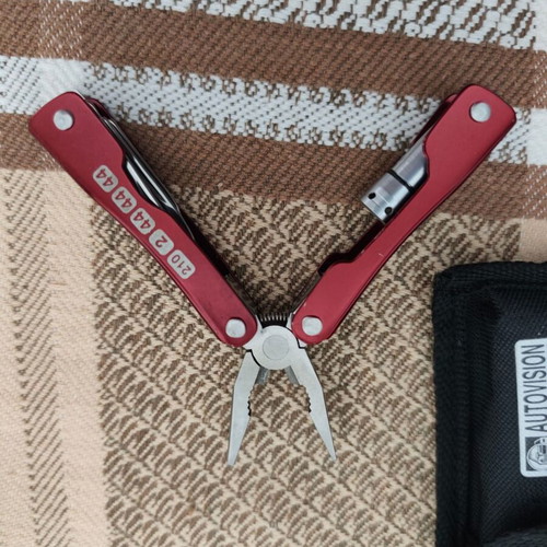 Car multitool with case