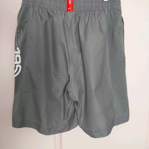 Nike Kyrie Irving sports shorts like new, size Medium, gray