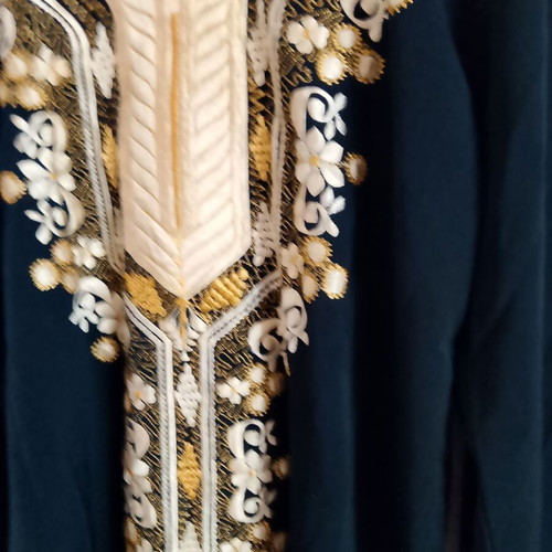 Luxury traditional caftan dress from Dubai like new, black with gold embroidery
