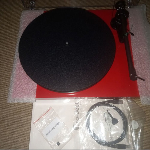 Pro-Ject Debut III phono USB 15V DC gloss red refurbished
