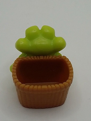 Kinder frog figure used