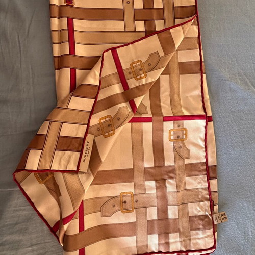 Burberry silk scarf like new, beige and brown, 86 cm