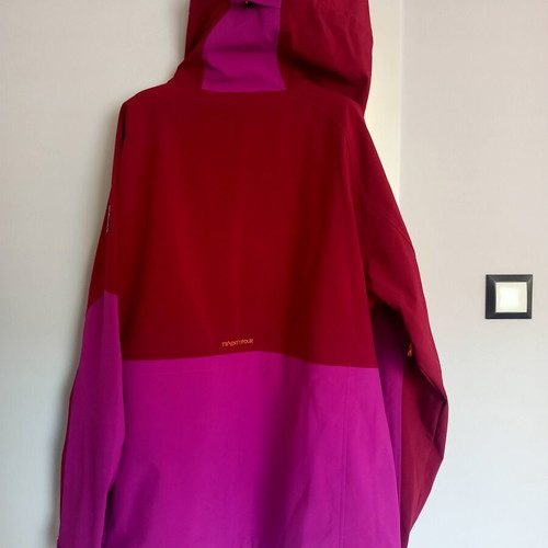 Twenty Four soft shell hiking jacket new, red and pink, sizes 50 and 54