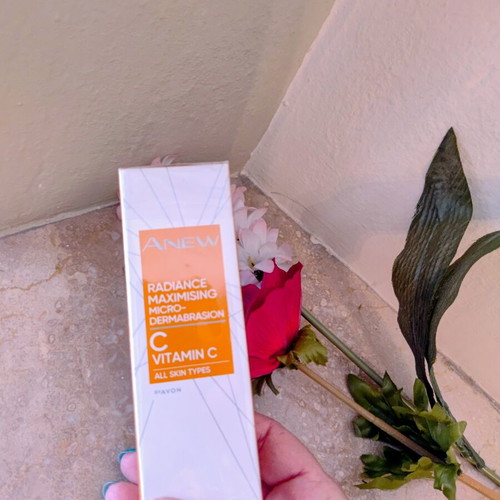 Avon Anew Radiance Maximising Micro-Dermabrasion Face Cream with Vitamin C 75 ml new