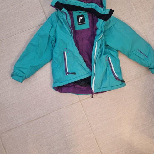 Children's jacket like new for ages 7 to 8