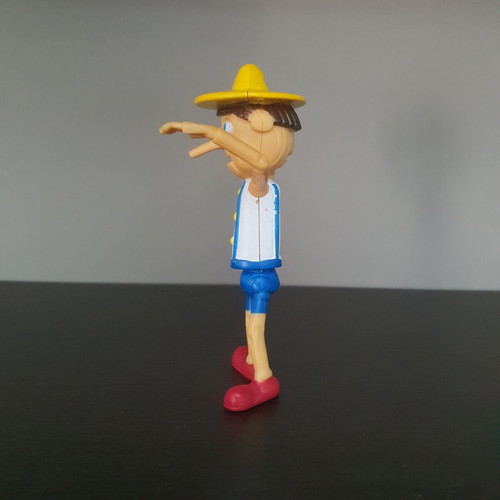 Pinocchio figure from Shrek 2010 used, 12cm