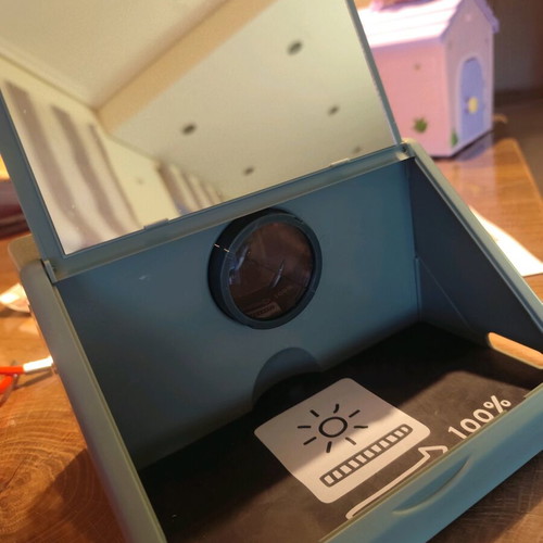 Video projector like new for mobile phone