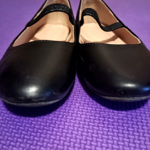 MariKelly ballerinas size 32 like new, black matte