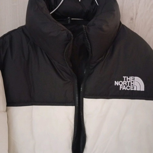 The North Face women's jacket L new, black and white