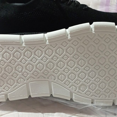 Men's sneakers with breathable knit fabric, black and brown