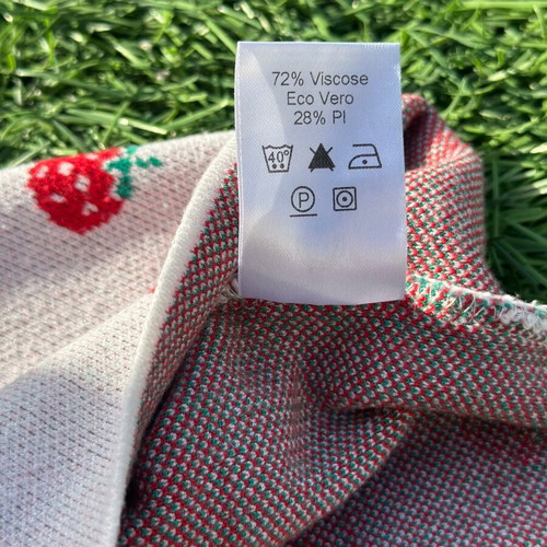 Karavan crop top with strawberry pattern like new, size S