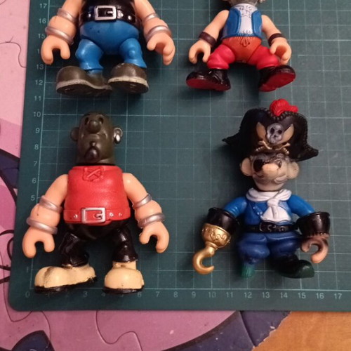 Pirate Island vintage pirate figures, Keenway Toys