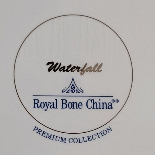 Σετ φαγητού Waterfall Royal Porcelain σαν καινούργιο, πορσελάνη ιβουάρ