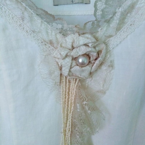 Linen dress ecru new with lace Bill Cost