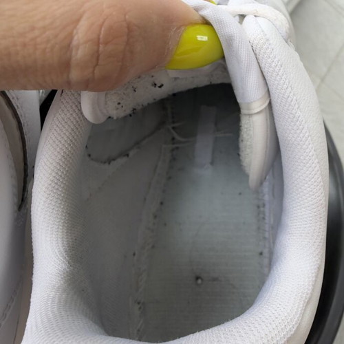 Converse white leather sneakers EU 43, 27.5 cm