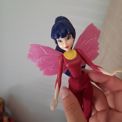 Kinder Maxi Winx Club Musa figure (2019)