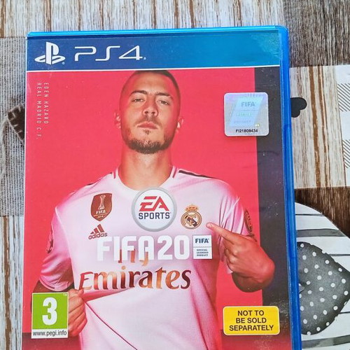 FIFA 20 PS4 game used, very good condition