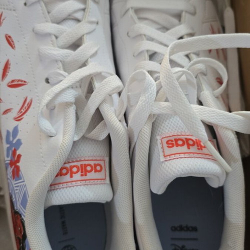 Adidas Moana shoes like new, size 40, white