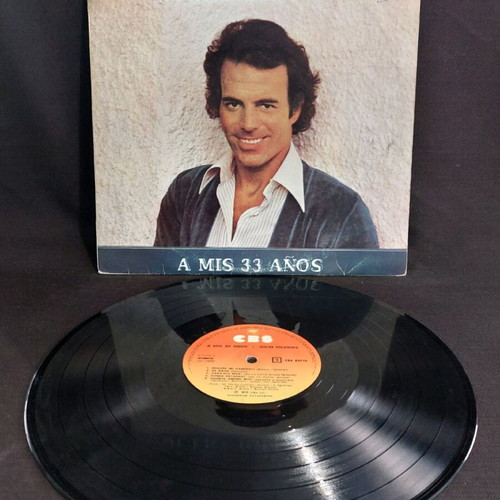Julio Iglesias A Mis 33 Años vinyl used, Latin