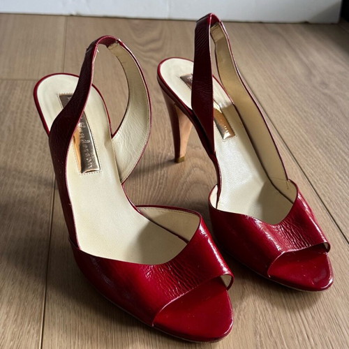 Rupert Sanderson Vogue Heels size 38 red patent leather used
