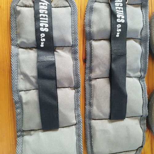 Ankle or wrist weights used, 0.5 kg