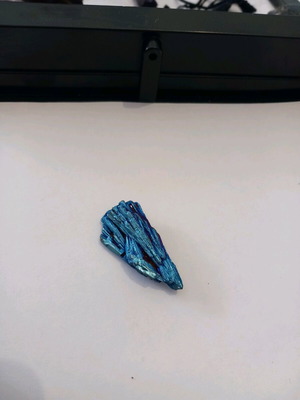 Titanium Aura Kyanite new