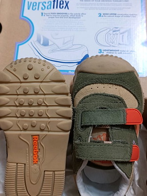 Reebok παιδικά παπούτσια μεταχειρισμένα no 20