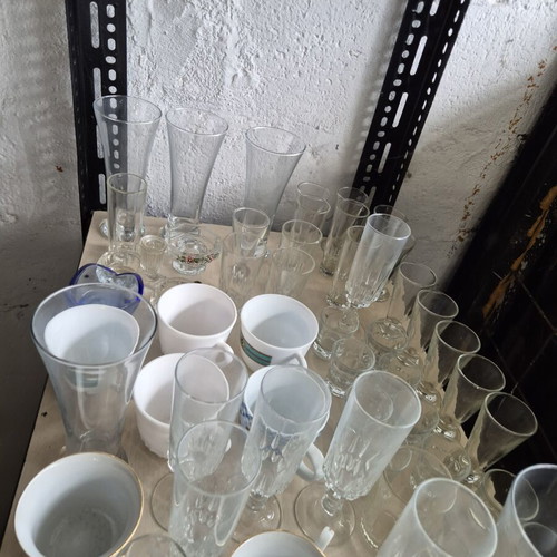 Various crystal and glass items like new, set of 85 pieces