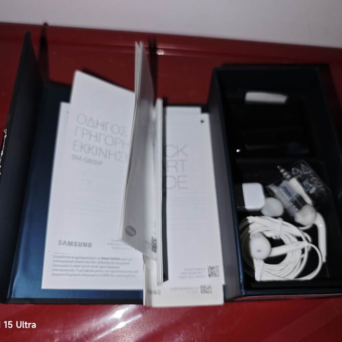 Samsung Galaxy S7 Edge 32GB original box like new with accessories