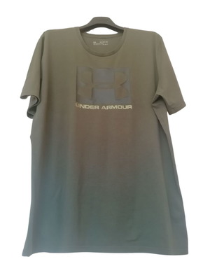 Under Armour athletic shirt XXL like new