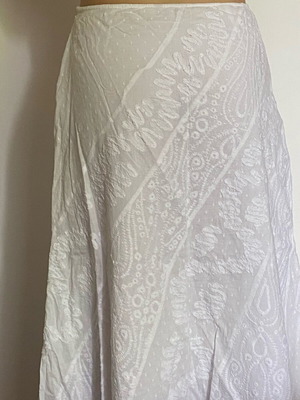 Mark and Spencer women's midi skirt like new, white, size L