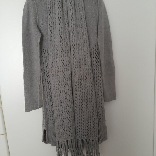 Twinset cardigan long knitted grey like new with matching scarf