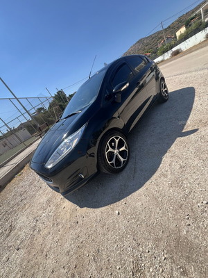 Ford Fiesta 2016 μεταχειρισμένο, 1.0 ECOBOOST, χειροκίνητο, μαύρο, 180.279 χλμ.