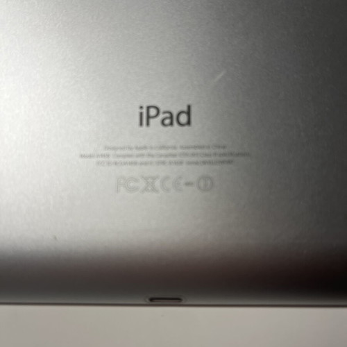 iPad 4th generation like new with crack on top right