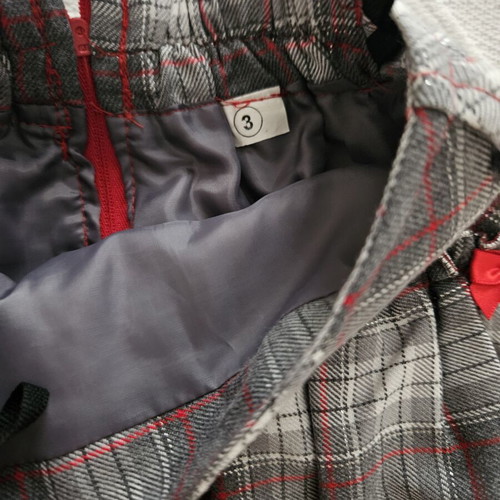 Girls' clothes used, 3 skirts and 1 Benetton pullover for ages 1-3