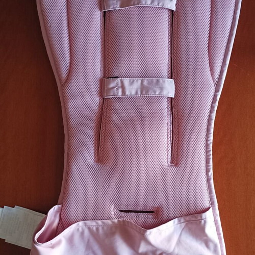 Bugaboo anti-sweat stroller liner used, pink