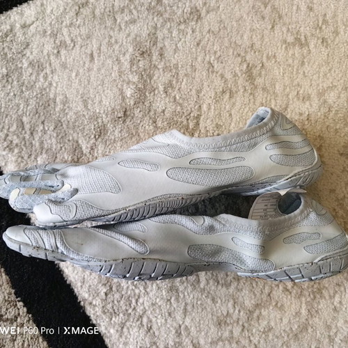 Vibram αθλητικά παπούτσια σαν καινούργια, μέγεθος 37