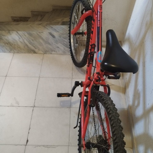 Clermont 24 Inch Bicycle like new, red, with suspension and gears