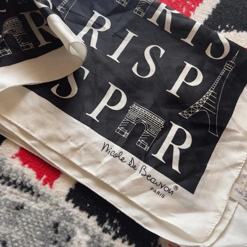 Nicole de Beauvoir Paris scarf black and white, like new, 34 inches