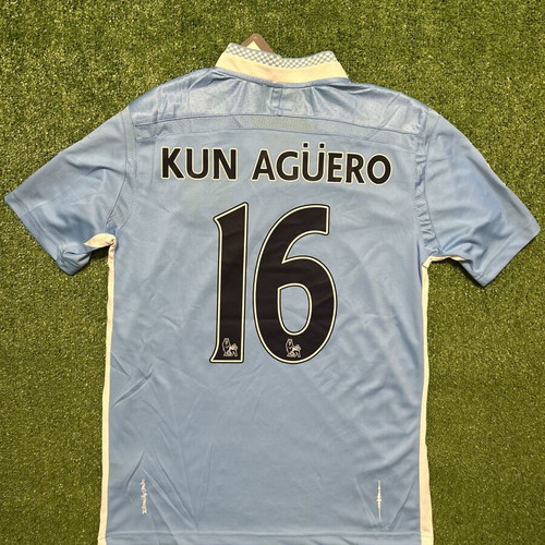 Manchester City Home Kit 2011/12 Aguero new with tags