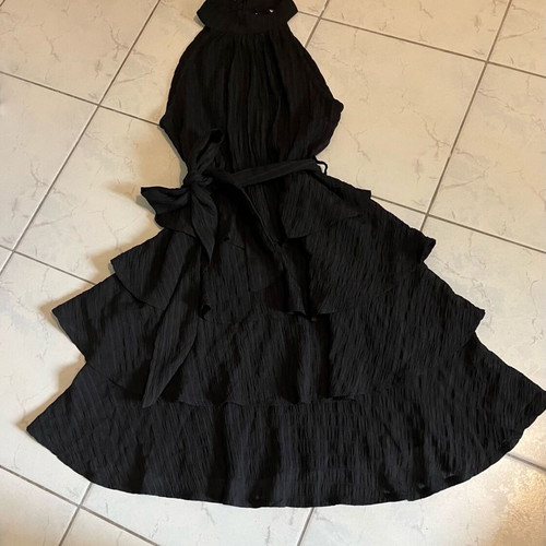 Dress with ruffles like new, black, size XS