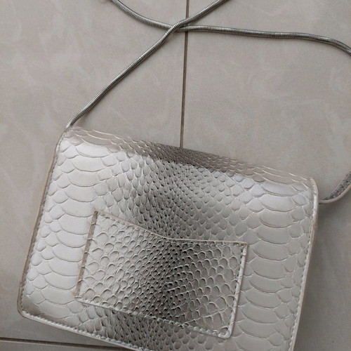 Axel crossbody bag new