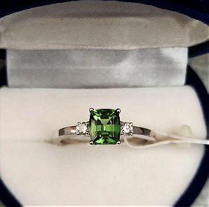 18 κ λευκόχρυσο δαχτυλίδι με πράσινο Τουρμαλινη