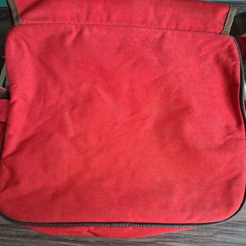Pucca Funny Love Messenger Bag new, 00s retro style